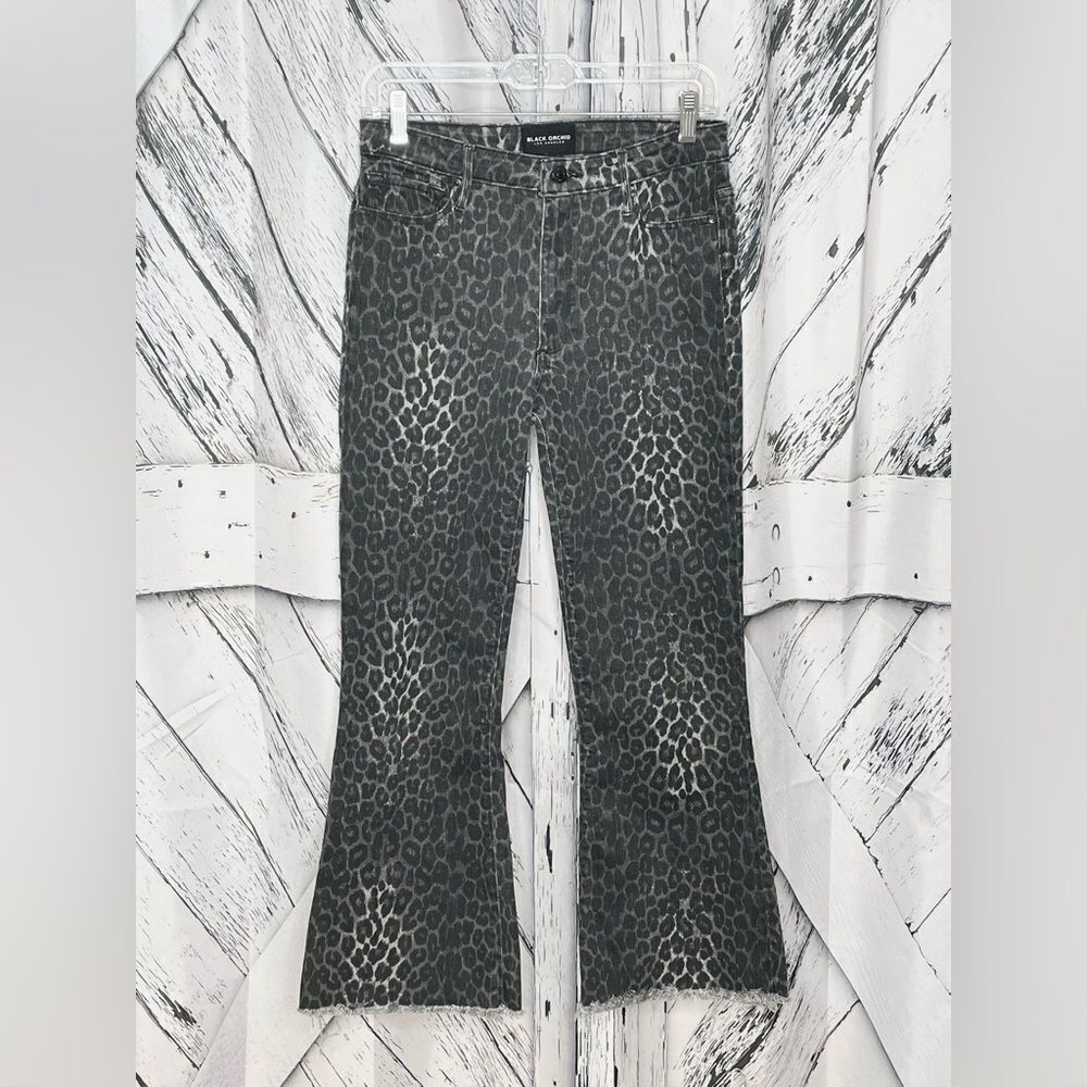 BLACK ORCHID CHRISSY KICK FLARE JEANS BLACK/GRAY LEOPARD 27